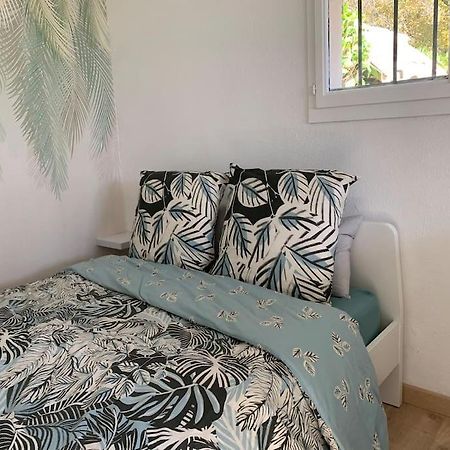 Maisonnette Dans Belle Residence Saint-Vallier-de-Thiey المظهر الخارجي الصورة