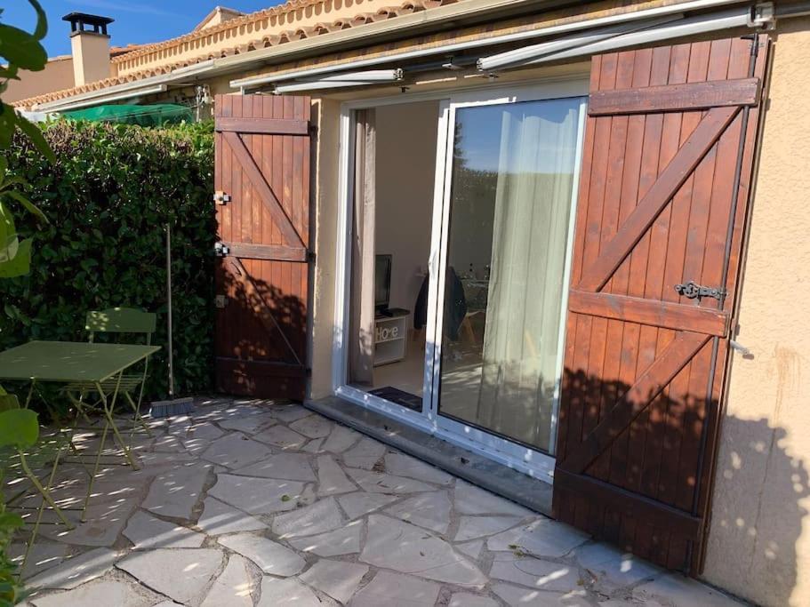 Maisonnette Dans Belle Residence Saint-Vallier-de-Thiey المظهر الخارجي الصورة
