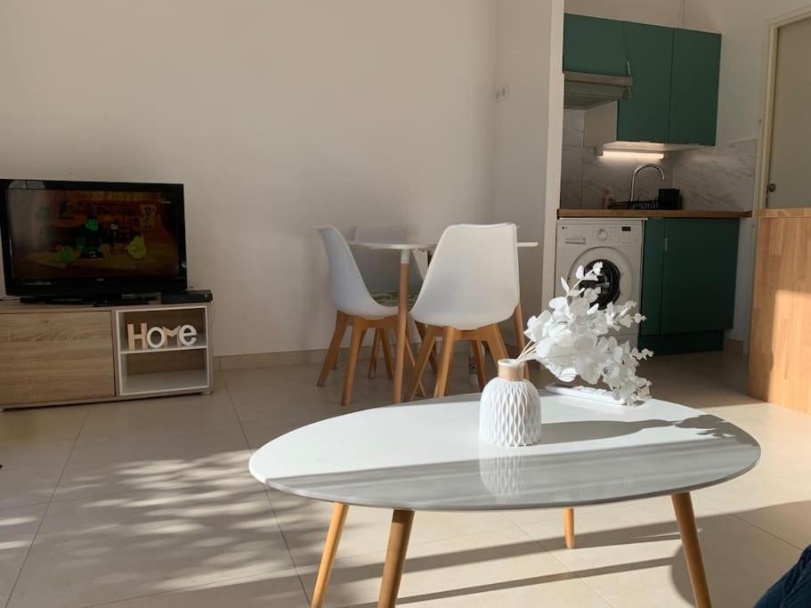 Maisonnette Dans Belle Residence Saint-Vallier-de-Thiey المظهر الخارجي الصورة